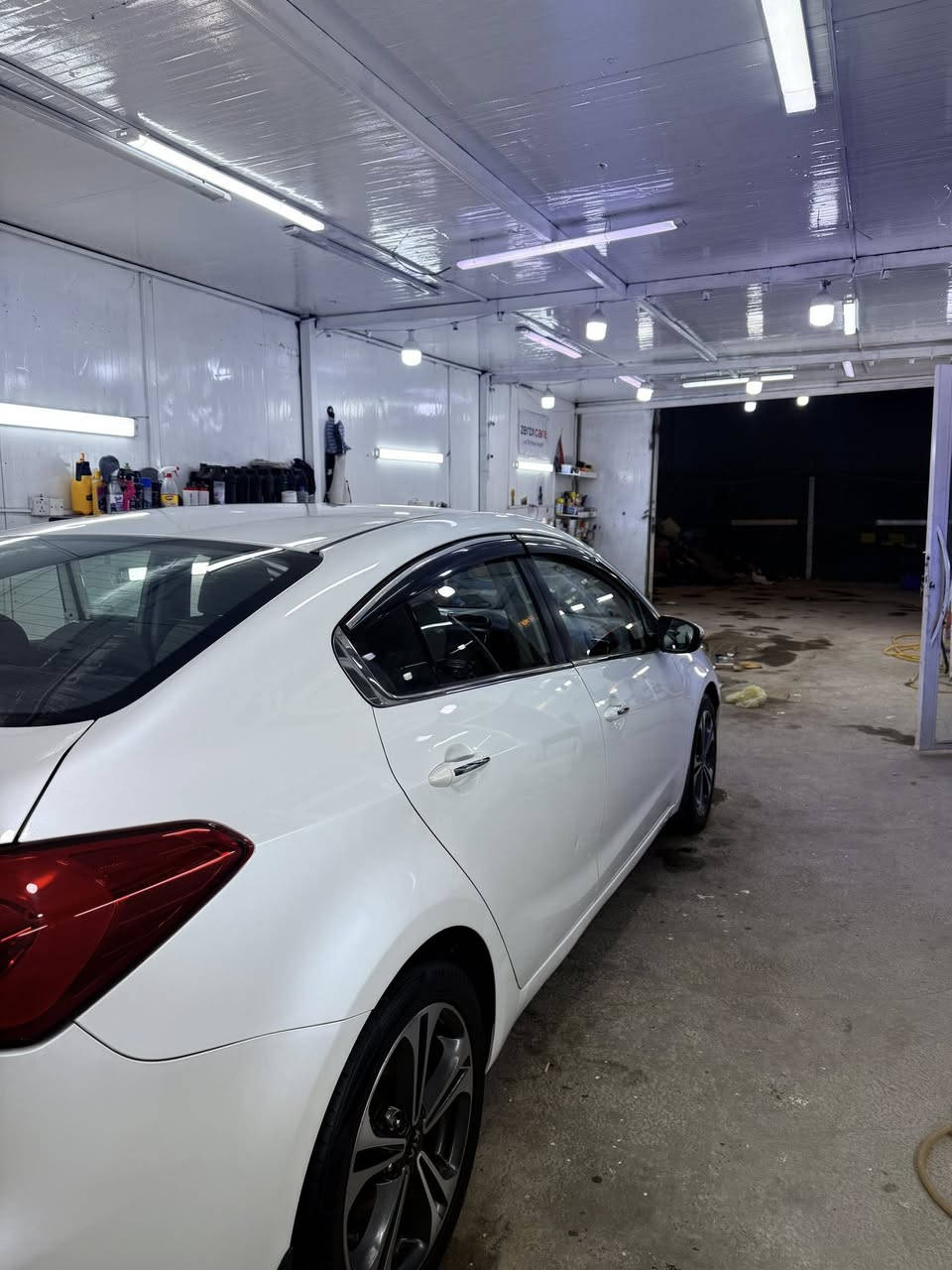 السلام عليكم
كيا سيراتو
2013
مكينه
دوش ١.٦
مكينه
كير
صدر
مكفولات
مواصفات:
حساسات
اماميه
خلفيه
شفتات ستيرن
تحكمات ستيرن
٣ وضعيات قياده
٣ وضعيات ستيرن
تبريد قطعتين ثلج
والخ
بيها صبغ فقط دوسه
وربع الجاملغ الورا الصدر
السياره تحويل مباشر رقم جديد
للاستفسار
***********
