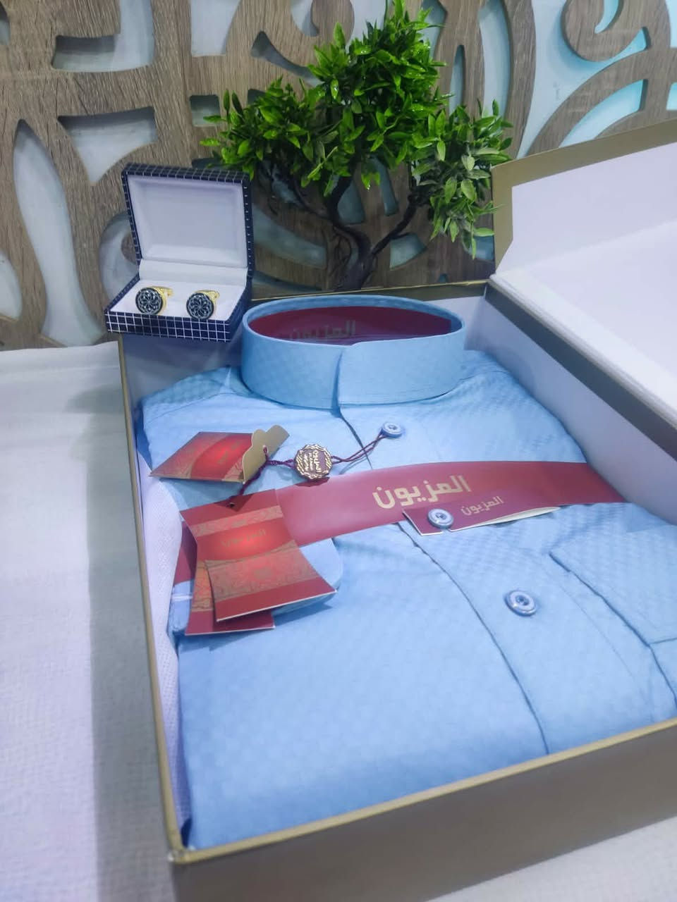 دشاديش رجالي مقلم ساده  😎 قمة الاناقة والتميز 😎 فصال كلاسيك 
قماش وفصال درجة اولى 🥇
متوفر الان ،،،
السعر 35 الف 
التوصيل متوفر لكل المحافظات

للحجز ارسل صورة الموديل مراسله عل خاص والقياس والعنوان ورقم الهاتف


**إذا كنت صاحب هذا الإعلان وتريد حذفه لأي سبب، رجاءا أرسل رسالة إلى الدعم الفني**