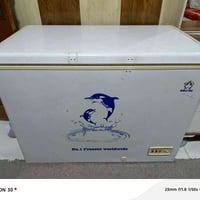 مجمدة شبه جديد • براد استعمال قليل • كلها شغالة