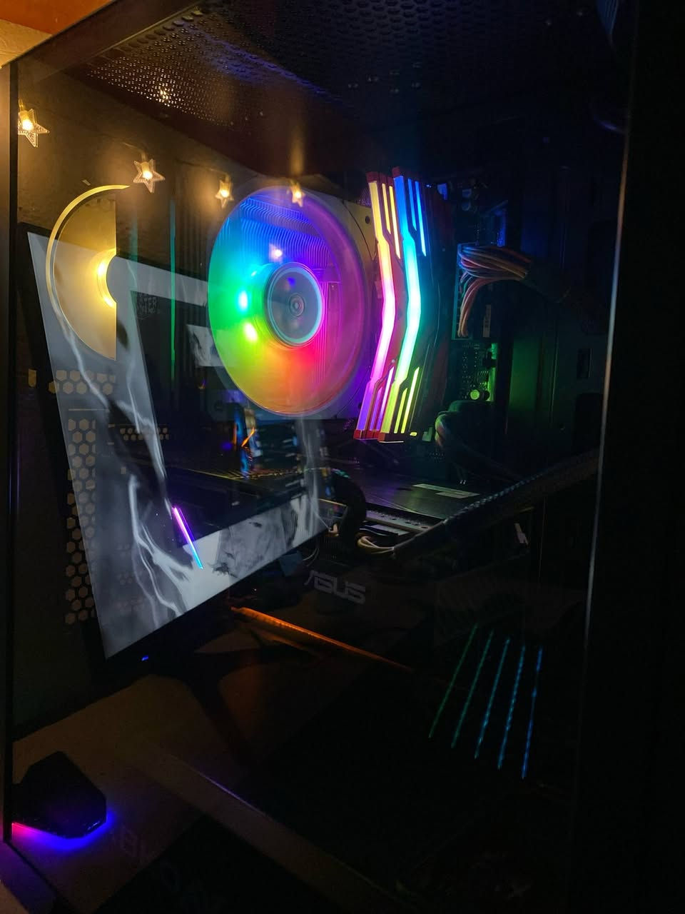 تجميعه للبيع + شاشة 

   المواصفات 
  معالج i5 10400f    
  الكرت 2080 سوبر 8كيكا 
 رامات 16 ddr4
 التخزين 1 تيرا ssd
 وندوز 11 مفعل مدى الحياة 
 مع شاشه حجم 24 مني فاير 180 هرتز ips
مكاني نجف توصيل ماعندي


**إذا كنت صاحب هذا الإعلان وتريد حذفه لأي سبب، رجاءا أرسل رسالة إلى الدعم الفني**