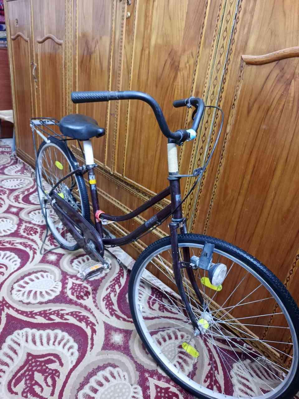 سلام عليكم باسكل حجم 26 للبيع  وياله موس  باسكل برغي ما عايز نضافه كدام عينك سعره70  وبي مجال! مكاني نجف ( بيع فقط مراوس ماكوو ) ***********
