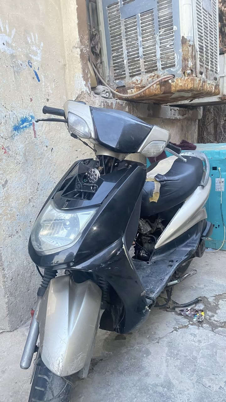 مراوس ببوليس او فله بيها نقوصات بسيطه ولا دكلي انطيني فرق الدراجه بيها نقوصات بسيطه تعال خاص اذا تحب


**إذا كنت صاحب هذا الإعلان وتريد حذفه لأي سبب، رجاءا أرسل رسالة إلى الدعم الفني**