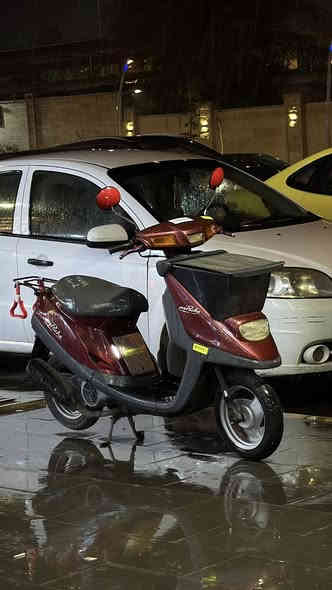 ماطور بزون
نظافة ١٠٠/١٠٠
شرط ما مفتوح هندر واحد يشتغل
شاصي نضيف فول
السعر 550 بي مجال
مكاني موصل الايسر
***********
