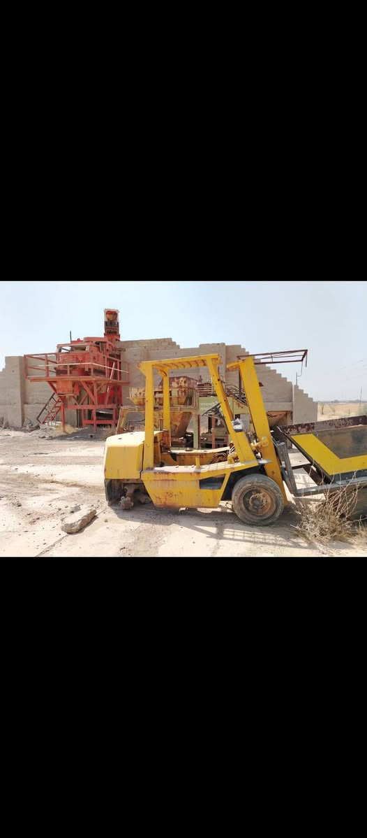 معمل بلوك للبيع بسعر مناسب للاستفسار ***********
