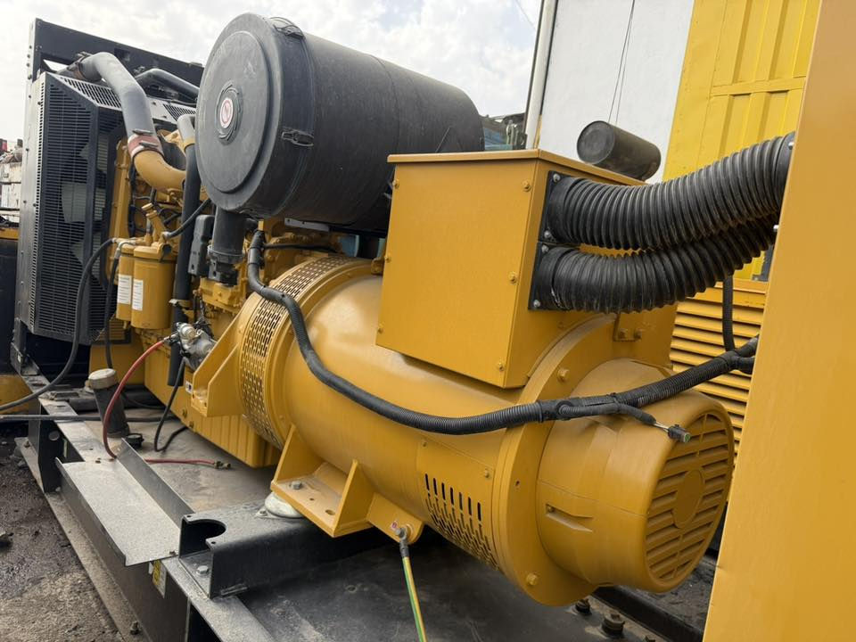 مولدة بيركنز  2800 Series تك سوبر 🇬🇧

                         - 500 KVA -

أداء قوي واعتمادية معروفة من بيركنز للمشاريع اللي تحتاج تشغيل مستمر.

🔹 الحالة: مستخدم نظيف جداً

🔹 ساعات العمل: 1200 ساعة فقط

🔹 أداء قوي للشغل الثقيل

🔹 جاهزة للحمل فوراً

مناسبة لـ:
🏭 المشاريع والمعامل
🏢 المجمعات السكنية
🏗 مواقع العمل والمقاولات

📍أربيل - Erbil

 *********** 📞 

📩 راسلنا خاص لمعرفة السعر والتفاصيل
