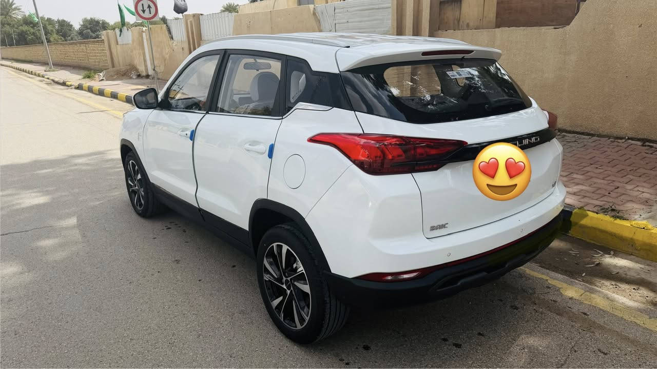 بايك X35 للبيع 2025 امتياز مرسيدس زيرو 
ضمان الشركة موجود بيه
رقم واسط
مكفوله كفاله عامه
محرك ١٥٠٠ تيربو اقتصادي 
شاشه كبيره 
تحكم ستيرن 
مثبت سرعه
كامره دواره
سايد بريك بصمه
حساس خلفي 
لد امامي
ويل كب
والباقي المواصفات المعروفة 
مكان السياره كوت
*********** متواجد فقط واتساب واتصالس
