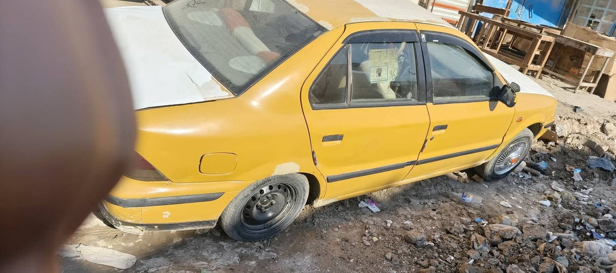 للبيع سمند
مكينه ضعيفه 
راعيه ايريد مداور 
هيه غرامه مصفره 
سعره ٢٠ بيه مجال 
***********
