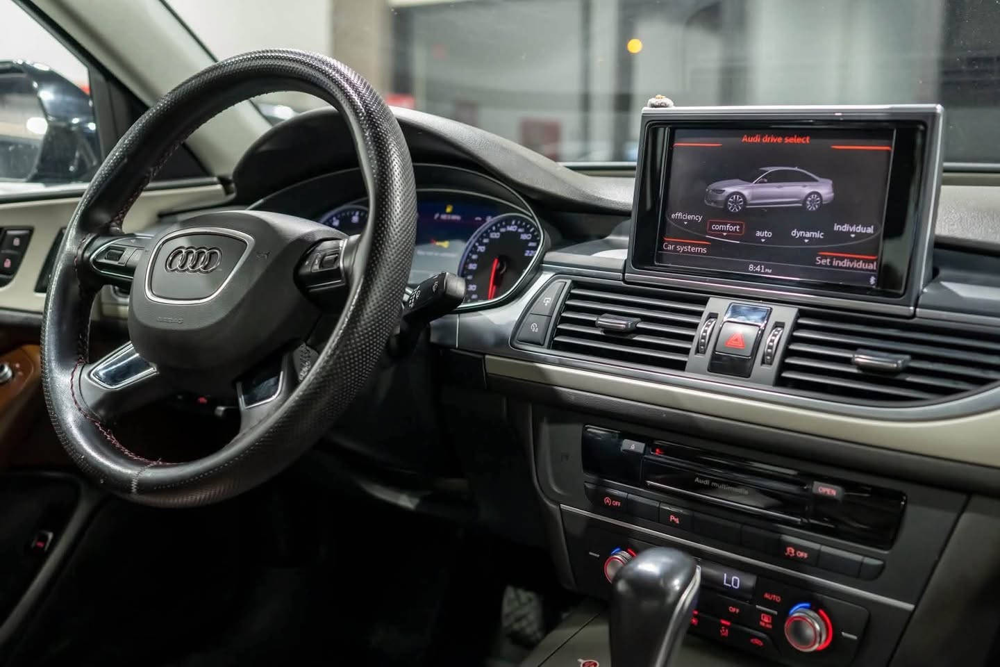 کوردی /عربی 
*********
دروستكراوي :-Audi
مۆدێل :-  A6 
ساڵ :  2017
بزوێنەر : V4 2.0L 
بێ بویاغ 💎 
دوو بست PDR
بگۆری بزوێنەر : Automatic 
سوتەمەنی : بنزین 
‎دۆخ : بەکارهاتوو
ماوەی ڕۆشتوو:  83000 km
تابلو ئوتومبێل : هەولێر  
***********
النوع :- Audi
المودیل :- A6  
السنة : 2017
المحرك :   V4 2.0L 
بدون صبغ 💎 
اثنین شبر PDR
ناقل الحركة: Automatic
نوع الوقود : بنزین
الحالة: المستخدم 
عدد اميال :   83000 km      
رقم السیارە: هەولێر 
**********
***********
*********** أربيل, العراق


**إذا كنت صاحب هذا الإعلان وتريد حذفه لأي سبب، رجاءا أرسل رسالة إلى الدعم الفني**