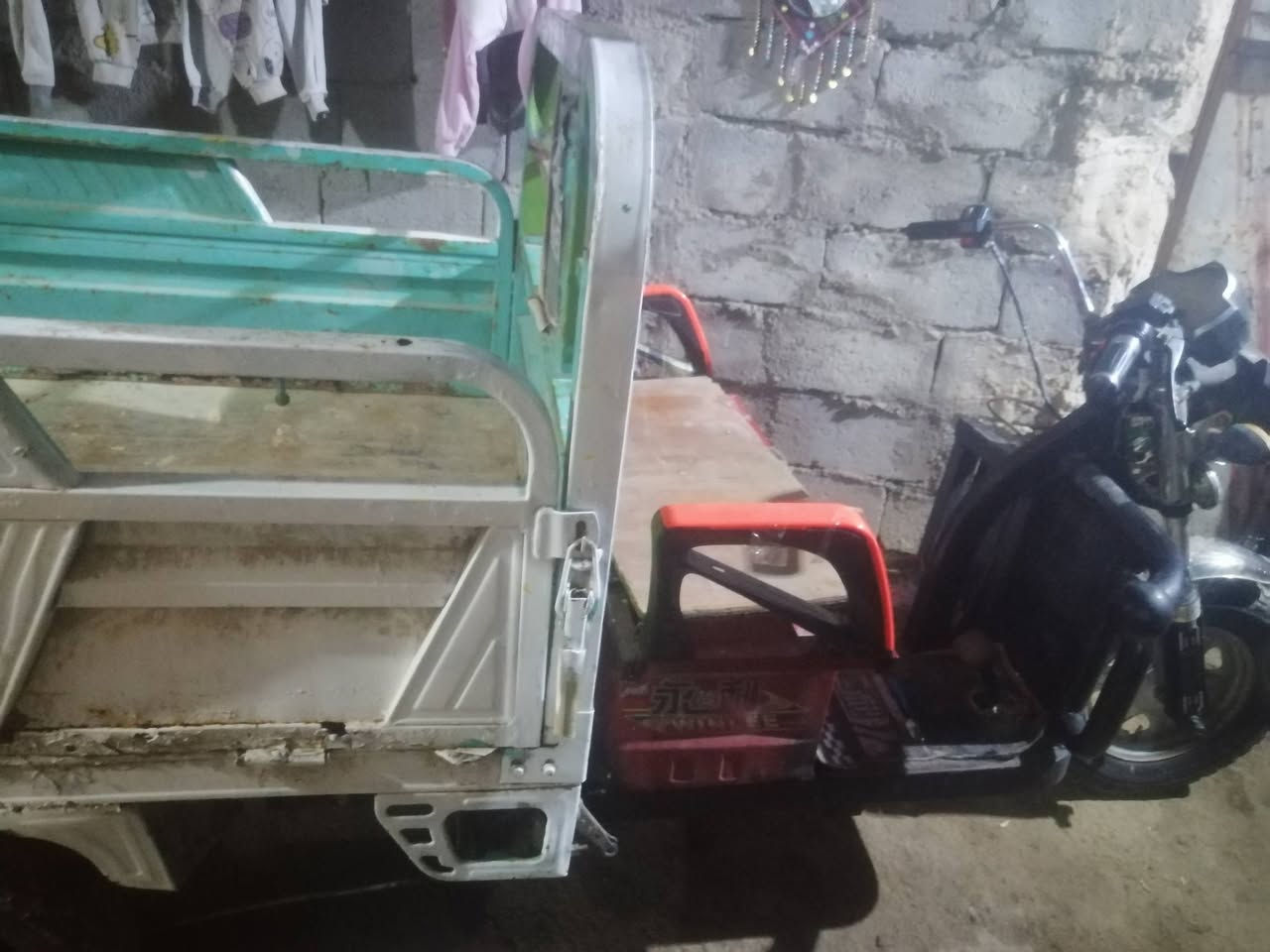 ا
السلام عليكم سوته شحن للبيع نظيفه

نقص بس باتري السعر850 وبيها مجال ***********
