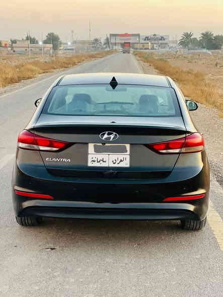 سلام عليكم للبيع النترا موديل 2017 امريكي لون اسود رقم شمالي
سياره بدون حادث كلين لا ضربه ولا تبديل بيها فقط بخشم البنيد صبغ شبر باقي سياره ليبل واحد محرك كير صدر خير من الله تخم تاير ويل جدد شاشه جبيره كاميرا خلفيه حساسات خلفيه 
لايت زنون عالي ناصي دوشمه كامله السعر  125 وبيها مجال 
مكان سياره بغداد جسر ديالئ  الاستفسار ***********
