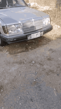 مرسيدس دب حجم 300 موديل 87 السياره موديلهه قديم لتكلي شبيهه مابيهه اتكفلك بس الصوليات سنويه صاقطه  ماعليهه ولا الف غرامه تحويل مباشر  سنويه عضم  كير اومكينه 2 اونص ديلكو  شرط لاصوت ولاتبخير ولاتنقيص ترايك وين ميعجبك  قواعد معمره. جاهزه بس تبري شغال   مكاني ناصريه مركز السعر ٣٨اوبيهه مجال قليل***********
