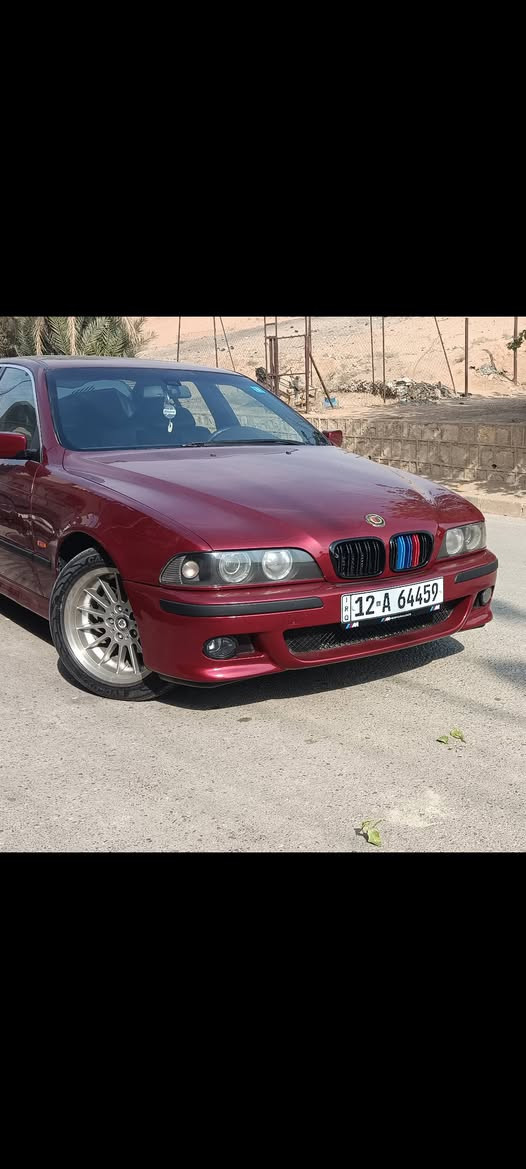 للبيع BMW صقر موديل 1997 سنوية باسمي كاربون بانزين بيها مكينه وكير شرط حجم المكينة 528 اصل تك فانوس السيارة بدون ضرر  كم قطعه صبغ بس ابيع عام السيارة فول مواصفات طخم تايات جديد السعر 110$
***********
