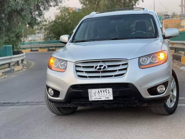 السلام عليكم 
سنتافي امريكي 2012 
التبريد قطعتين 
٥ راكب
٦ سلندر 3500
بيها ٣ قطع صبغ
بيع فقط 
السعر  $ ١٢٠ وبيها مجال قليل


**إذا كنت صاحب هذا الإعلان وتريد حذفه لأي سبب، رجاءا أرسل رسالة إلى الدعم الفني**