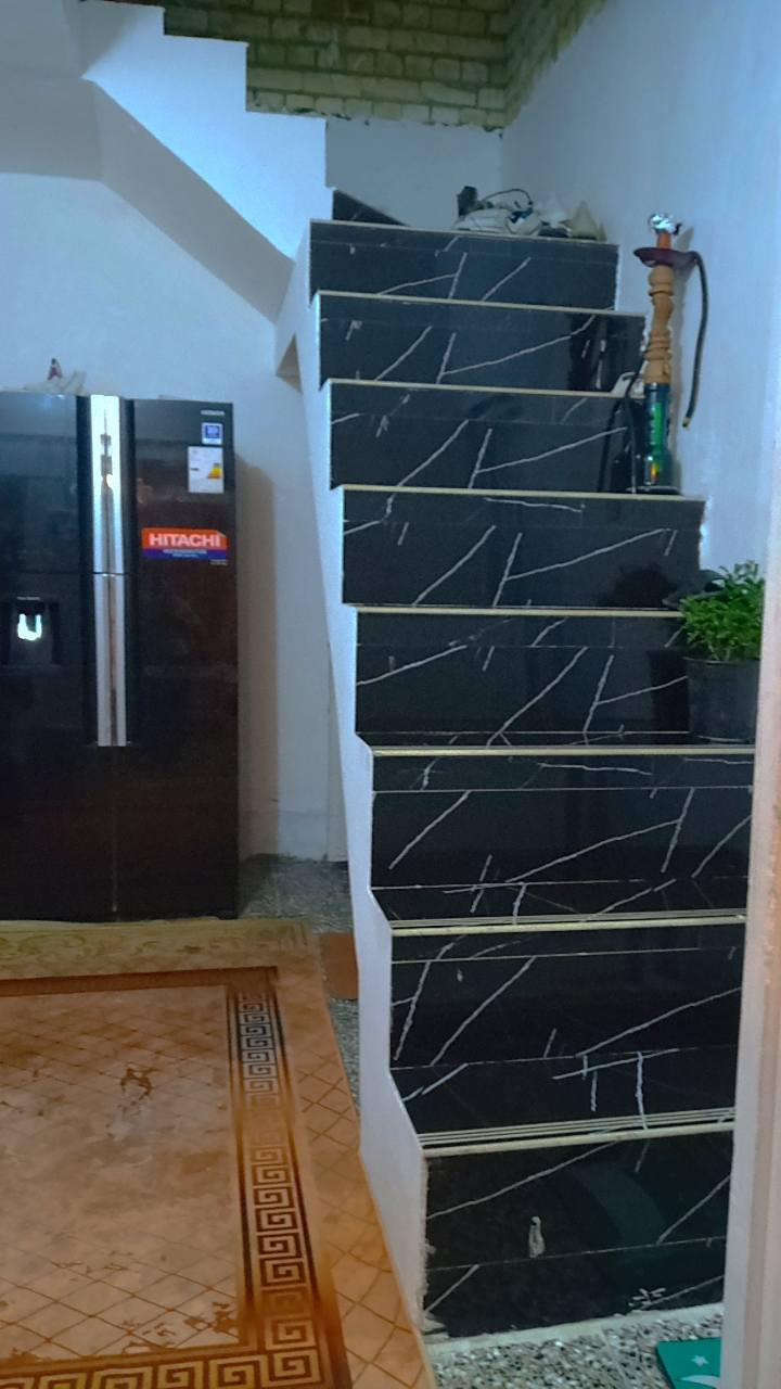 بيت للبيع في الحسينيه الراشديه قرب مطعم چكن بفرع افران ومعجنات اللامي للاستفسار عل هذا الرقم وبيه واتس *********** أو خاص مساحه لبيت 100 متر طابو
