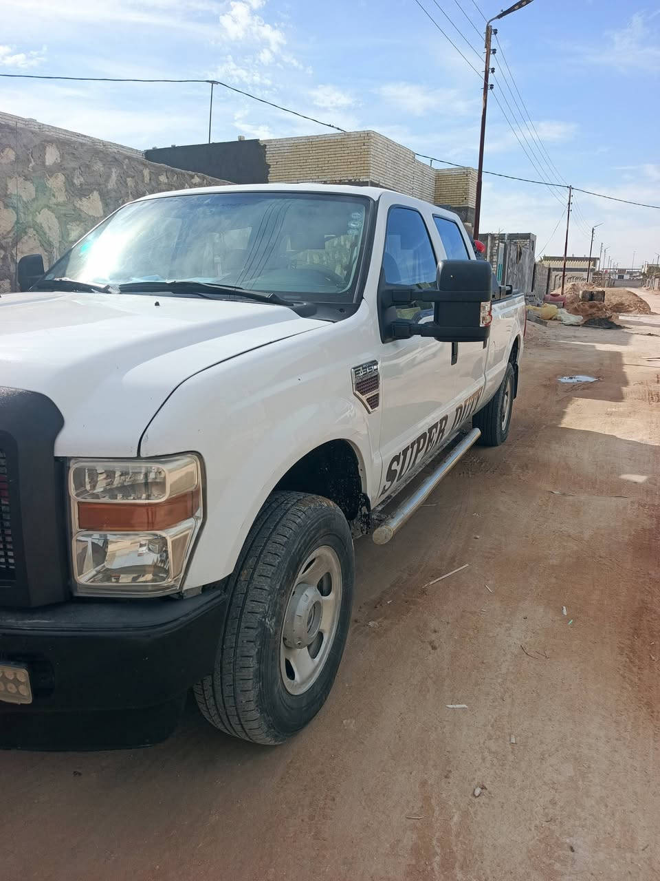 السلام عليكم للبيع فورد 8 سلندر كاز جاهزه اي نقص ما بيها والتفاصيل الاتصال السعر 145 ///***********
