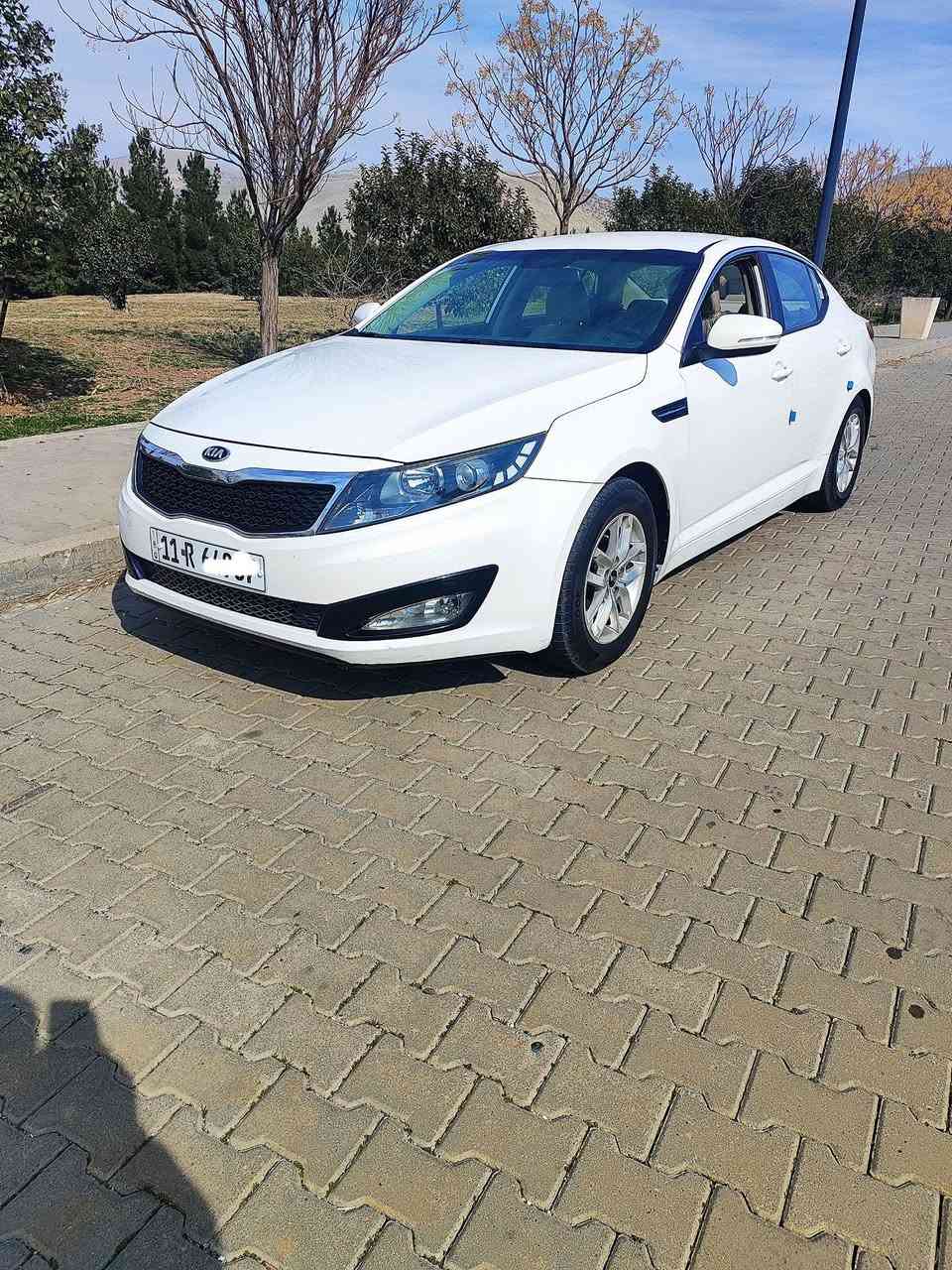 سلام عليكم كيا اوبتيما خليجي شركه دوليه مكفوله من صبغ والبارد ومكينه وكير مكفولات تبريد قطعتين تحكم ستيرن جهتين شفتات ستيرن محرك 2000دوش رقم بغداد ماشيه 67000 بعده على وضع شركه رقم هاتف *********** عنوان بغداد البلديات سعر 155 ورقه
