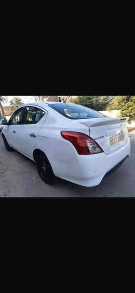 هندي أصلي سياره مكفوله بدون صبغ ولا تبديل بيها بارد
محرك وكير مكفولات مامفتوحه صدرها جديد تخم تاير جديده
تبريد تفئه شغالات سياره جاهزه بدون اي نفص رقم بغداد دولي 
سنويه وهزه جديده بسمي السياره السعر ١٠٣ وبي مجال للستفسار تصل ‭٠٧٧١ ٨٤٠ ٦٧٧٤‬العنوان بغداد حي الجامعه بغداد
