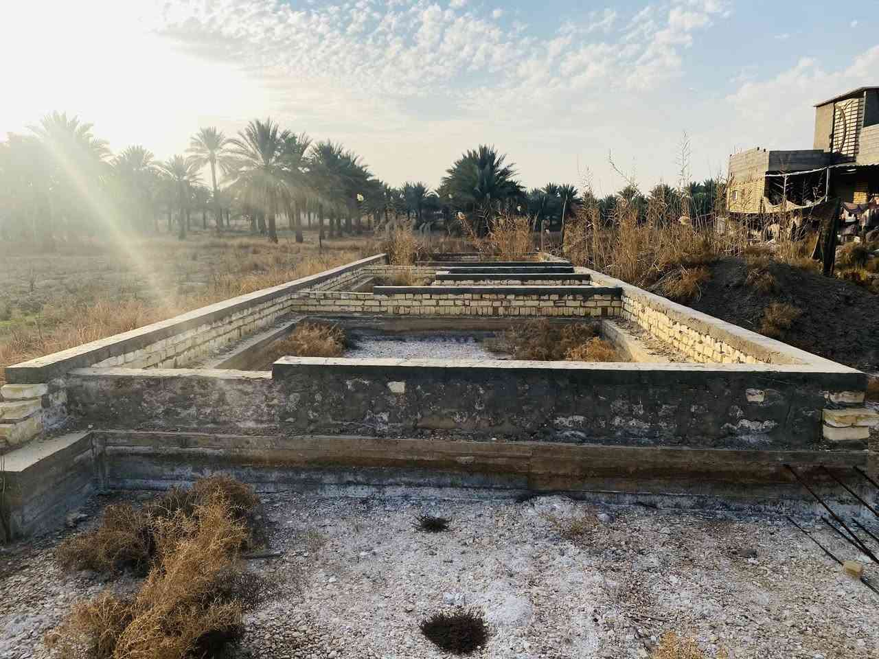 للبيع ارض طابو زراعي سند( 25 ) بيه بتلو مساحه (100م) وجه 5 ونزال 20 مكانه بلحصن اراضي الناصريه يبعد عن الشارع 500 متر سعر 12 بيه مجال ***********
