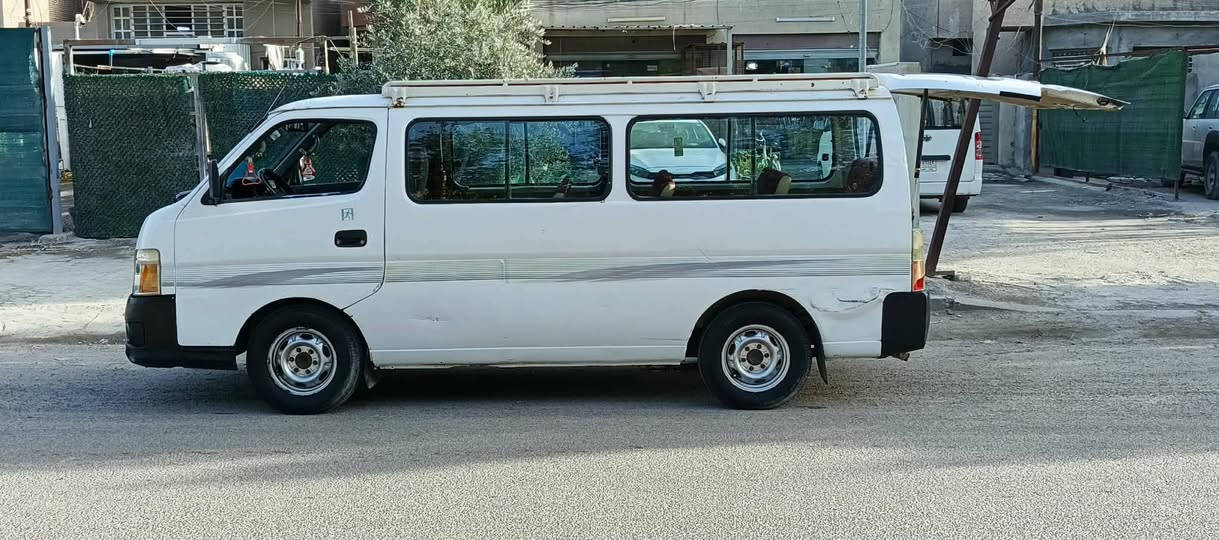 سلام عليكم نيسان اورفان للبيع كفالةة كير اكسل مكينة مكفولات موديل 2009هيئ وغرامات مصفرة رقم ديالة بسمنة تحويل مباشر السعر 85وبيهة مجال رقم ***********
