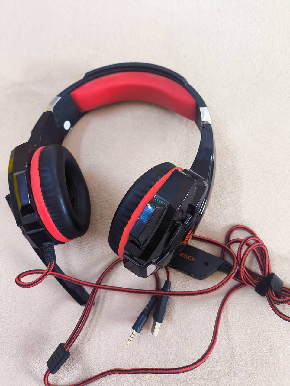 سماعه محيطيه
مع عزل الصوت
ترهم لجوال /وايباد /والحاسبه/ والبلي
مستخدمه قليل
30 الف🌹


**إذا كنت صاحب هذا الإعلان وتريد حذفه لأي سبب، رجاءا أرسل رسالة إلى الدعم الفني**