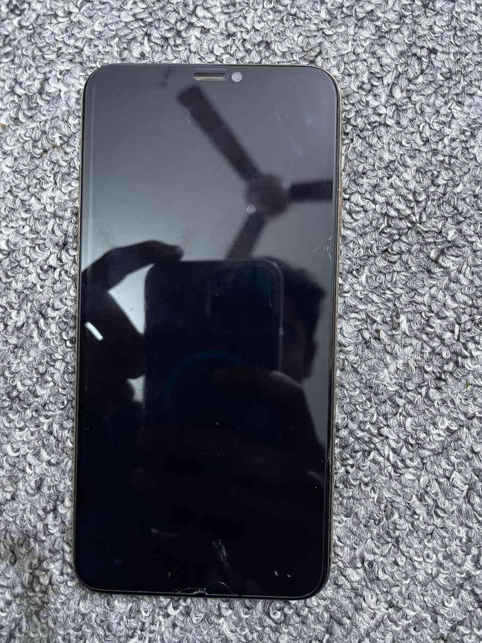 السلام عليكم اكس ماكس ذاكره 64 مبدل بطاريه 100 وبي فطر بضهر مكاني مهديه ثاني سعر قيم وخذ وهاذ رقمي ***********
