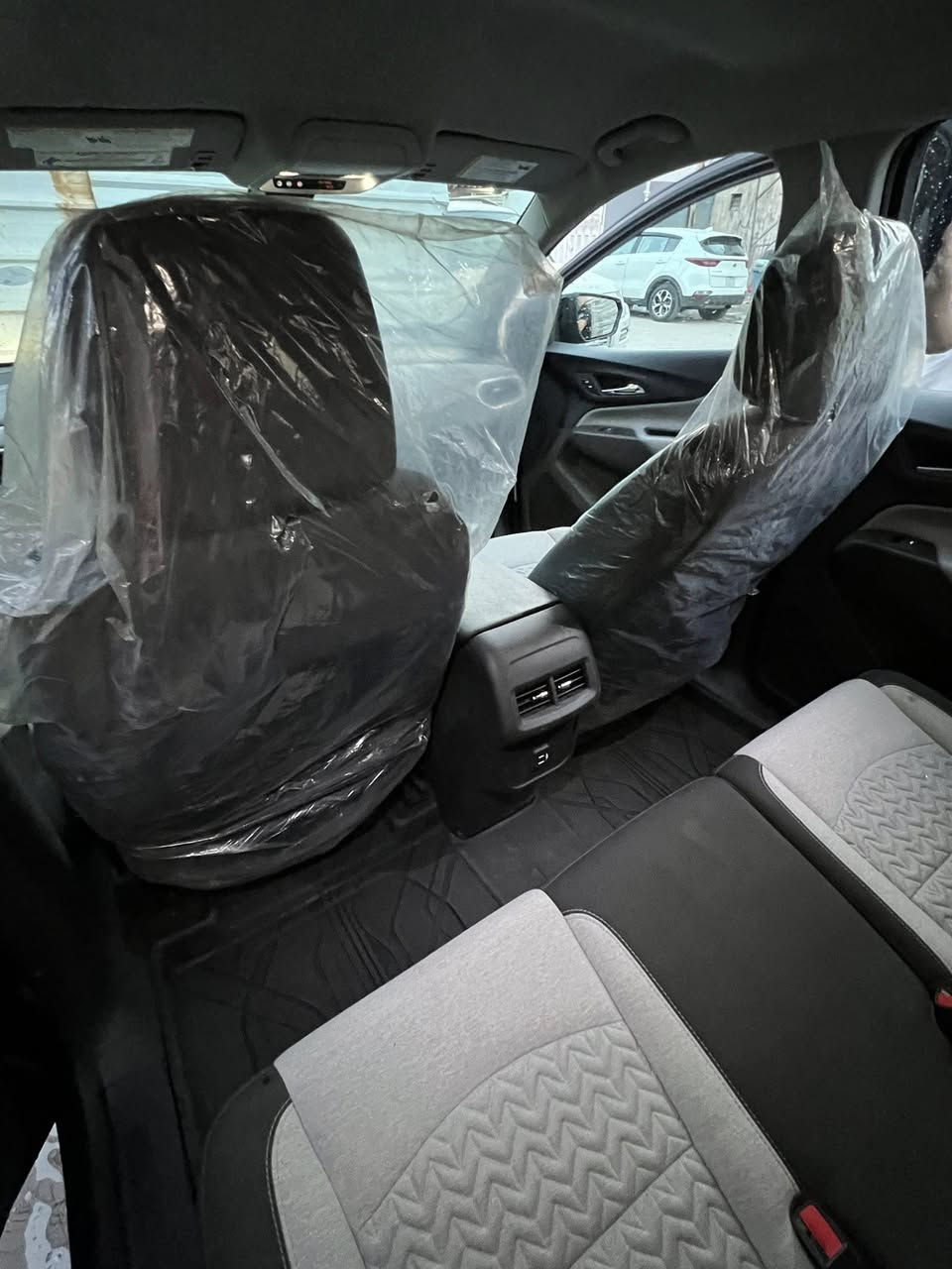 السلام عليكم شوفركوينكس موديل 23 للبيع حادث جاملغ وبنيد نفسهم مصلحات بدون دواخل بدون ايرباك السعر 165بيه مجال  ***********6 مكان السيارة بغداد الشعب
