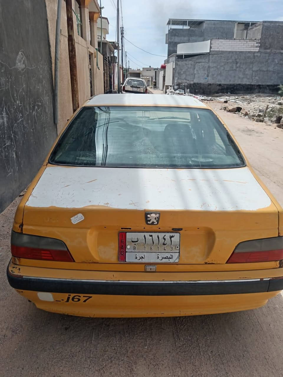 سلام عليكم بيجو بارص موديل 13 سياره جاهزه كير مكينه خير من الله والبدي شوف العين مكان السيارة ابي الخصيب للاستفسار الاتصال بالرقم  ‏‪***********‬ البصرة, العراق
