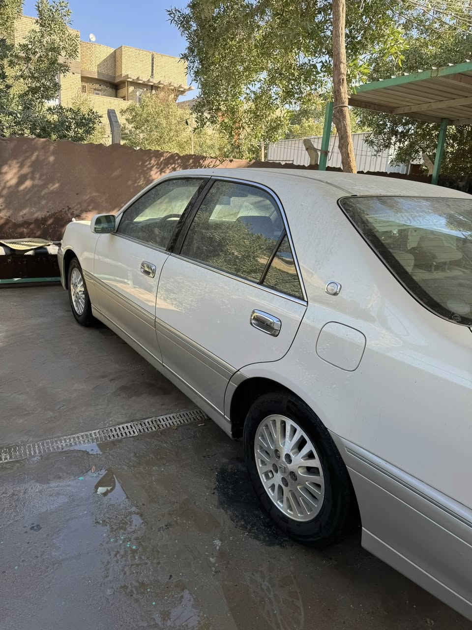 السلام عليكم ملكه 2002 ادوات
مال حاويه شرط مامشتغله ب العراق 

ابد

3 دكم 

ديفور الجبير 

شاصي 75 

داخل عسلي 

برده خلفيه 

كفاله عامه ضربه تبديل كص

اصوليات اكفلك كلشي 

مكانها حله 

***********
