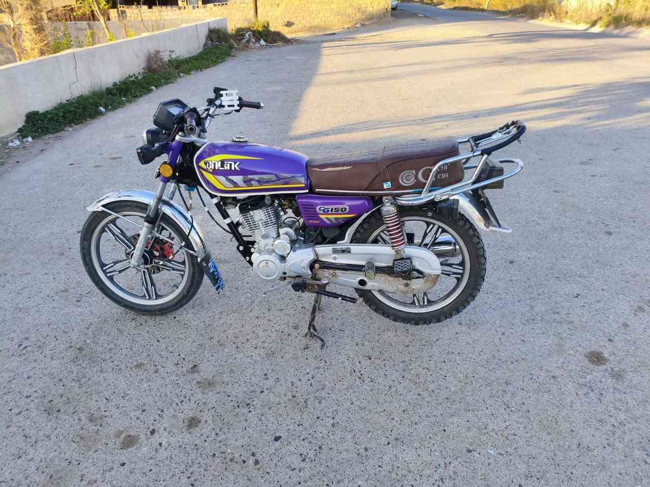 للبيع سيفان 2023 مكفولة اوراق كامله السعر 625 وبيها مجال مكلف بل نشر اني شراي اتصل ‏‪0782 580 1705‬‏
