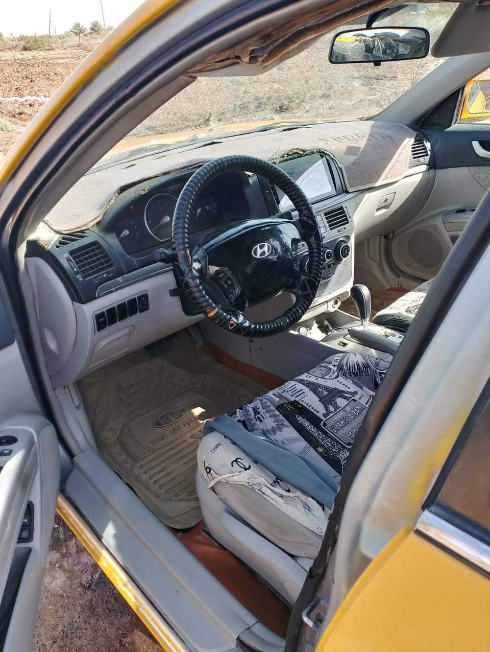 السلام عليكم ورحمه الله وبركاته سوناتا للبيع وارد امريكي حادث جاملغ خلفي رقم بغداد انكليزي بسمي السياره مصفره هيه وغرامات كهربائيات كلها شغاله تبريد ثلج مكينه 6سلندر السعر 67للاستفسار على هذا الرقم ***********
