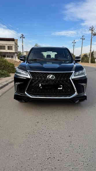 لكزس LX 570  بريم  2020 
 سياره جديد جديد ماشييه 78 الف
لكزز Lx 570
خمس كامرات 
داتا شو 
حساس خلفي امامي 
رادار 
رادار نقطه عمياء
داخل احمر 
كشن كهرباء خزن
كشن تدفأه تبريد 
محرك ٨ سلندر ٥٧٠٠ 
سلايد 
سماعات بالتكم والباب الخلفي 
شاشات خلفيه
تبريد منفصل 
بردات جانبيه 
جكات 
باب خلفي كهرباء 
كير محرك كهرباء كله بشرط الفحص مكفول 
السياره نظيفه
السياره بدون تبديل بدون صبغ بدون فتح 
كفاله عام من كلشي 
المكان أربيل 
رقم جديده هزه جديده سنويه جديده
 سياره ب اسمي
السعر 75 الف دولار 

رقم الهاتف للتواصل***********
