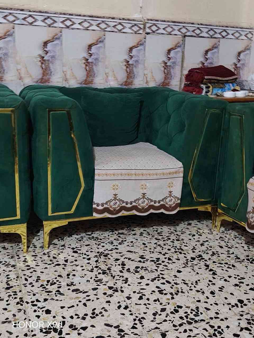 عندي هاذ التخم اخو الجديد والله العظيم  صيانته درجه اولى أريده 700 مكاني دوانيه حي الجامعه الي يريده هاذ رقمي متواجد بس وتساب ***********
