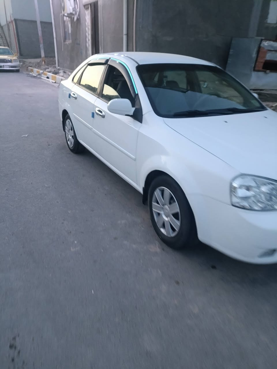 اوبترا موديل 11 مصبوغه جماليه وسعرها 60 وبيها مجال مكان ناصريه *********** مكينه وكير.كفاله
