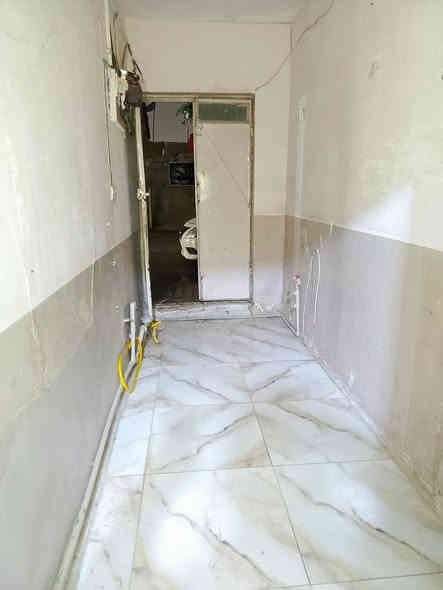 بيت للايجار حي ميسان شارع عوده مقابل حاجه الف مساحه 100متر مربع يحتوي على غرفه وصاله واستقبال ومطبخ وصحيات سعر الايجار الشهري 300الف كل شهر بشهره 

للاستفسار والمعلومات الاتصال بنا *********** 
او مراجعه مكتب ألروان للوساطه العقاريه والمقاولات العامه 

عنوان المكتب حي ميسان ع الشريط قرب صيدليه الشراع 

عندك بيت عرصه للبيع راسلنه وات ساب
