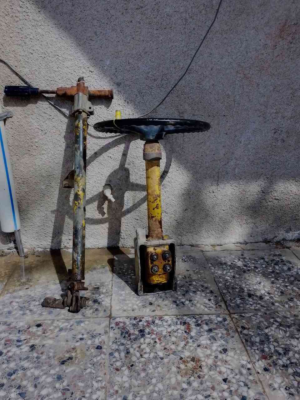 ستيرن متحرك مع دنفص وراجز كير شفل كتربلر 930 للاتصال ***********
