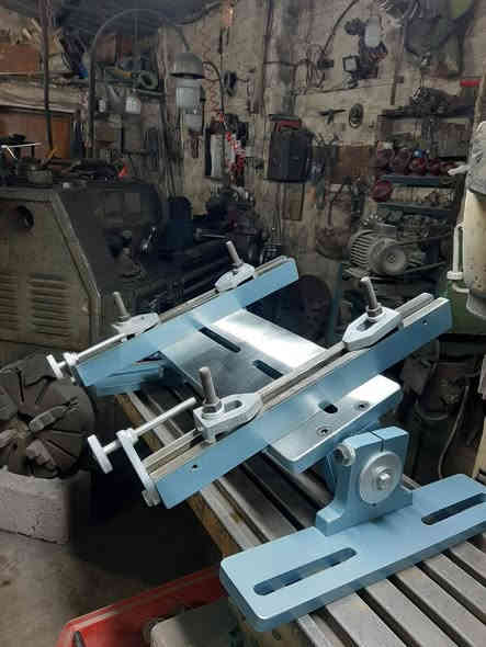 قاعدة فيسنك كورات او سلندر المائله العنوان كركوك داقوق للاستفسار اتصال بالرقم ***********
