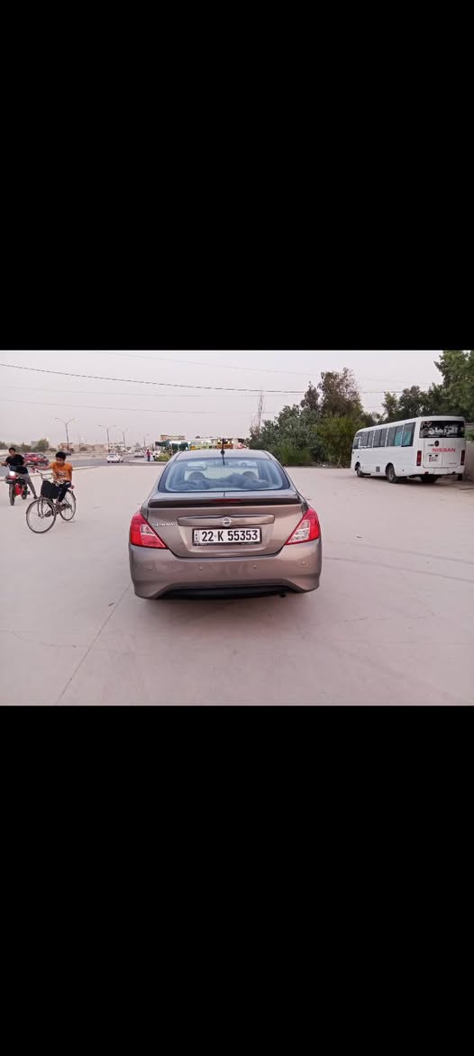 السلام عليكم      نيسان صني هندي  موديل 2020 تبريد كير محرك شرط 100% تخم تايرات جديد باتري شاشه كبيرة كامرة خلفيه بيها رصعة خفيفة باب خلف النفر سيارة جديدا رقم موبايل*********** السعر115 مكاني موصل

