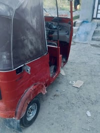 تكتك للبيع موديل 18 كامله مال عيشه ما بيه نقص كبل للشارع 07736407736 ب...