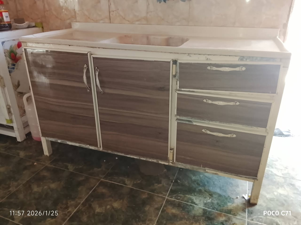 للبيع لي يريد يتصل ع الرقم
***********
