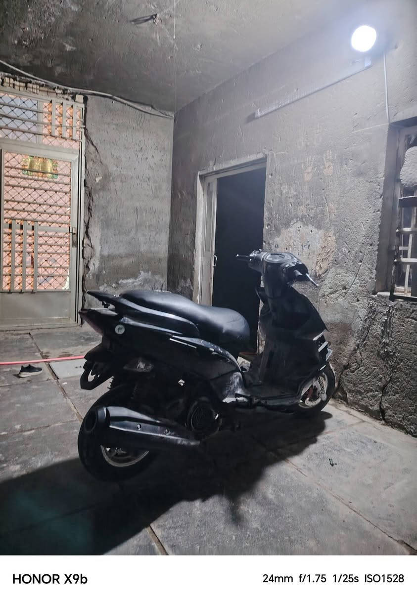 جي تي ار للبيع ما اعرف شنو العطل بس المكينه نظيفه *********** ا قيم واخذ يرضى بي الله
