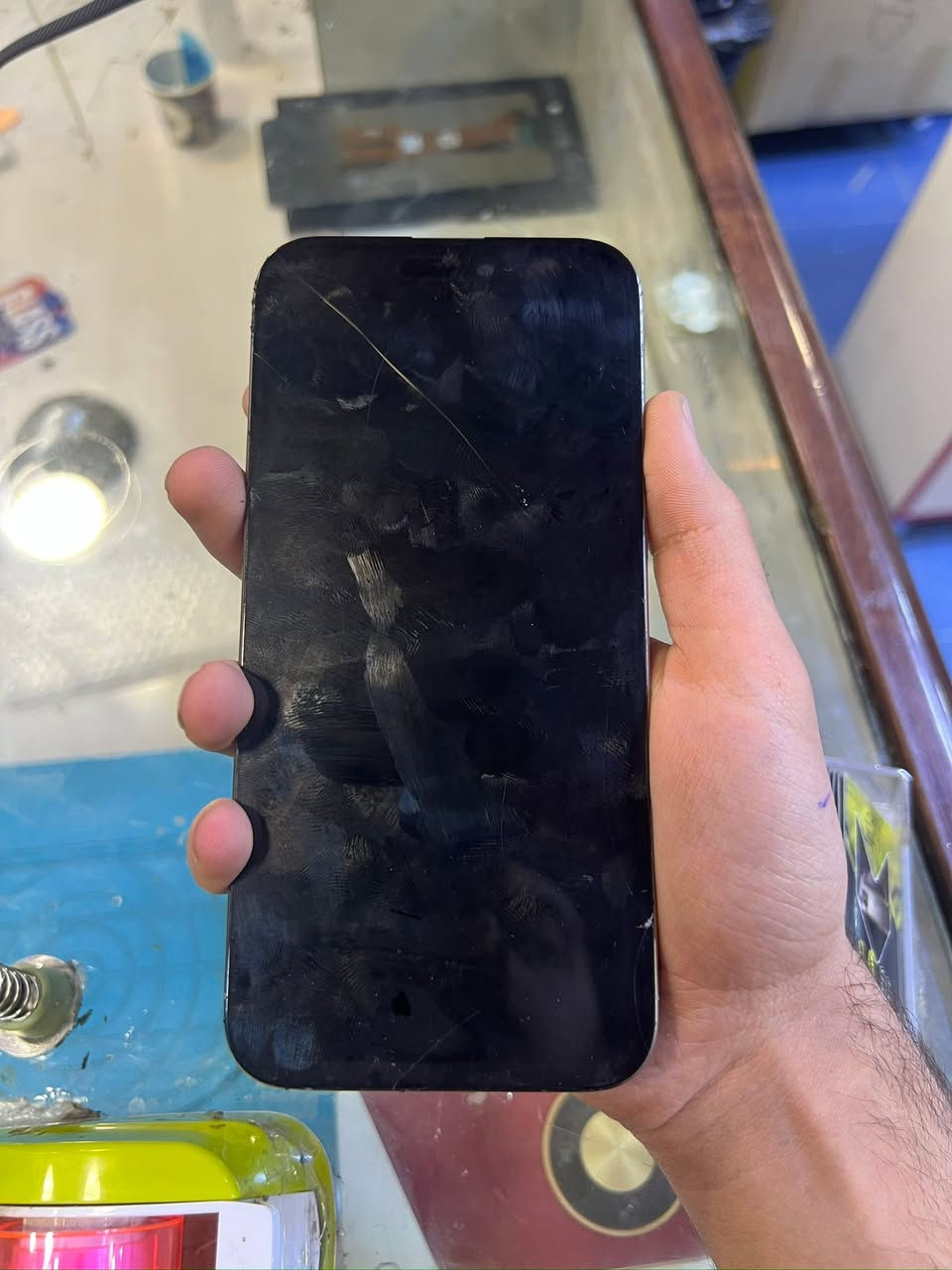 ايفون 15 برو ماكس مقفول ايكلود وكسر شاشه 
مع كارتونه سعره 260


**إذا كنت صاحب هذا الإعلان وتريد حذفه لأي سبب، رجاءا أرسل رسالة إلى الدعم الفني**