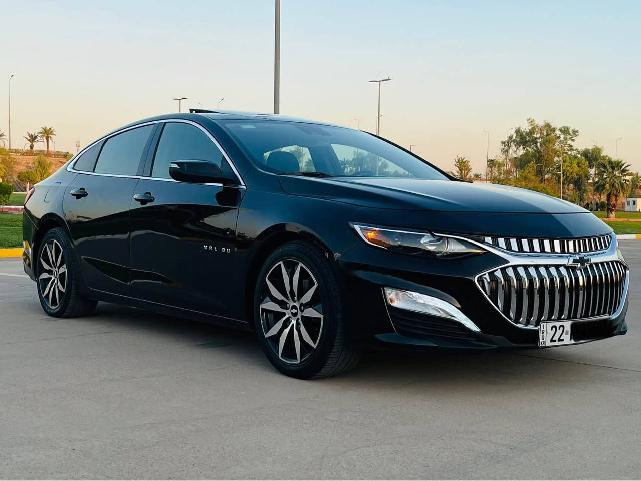 Malibu 2017 LT2
فول مواسەفات
پانۆراما 
ڕادار
گوشین جلد 
گوشین کارەبایی
گوشین هیتەر
شاشە ، car play ،BT
تحدید سرعە
کامیرە
ویل کرۆم
تەبرید مەرکەزی
دەشبول لید
شکل گۆڕاوە بە ٢٠٢٥
سەنەوی ٢٠٢٩ ،
هەزەی نوێیە
ڕادار و گێڕ و مەکینە و تحویل و وەکالە بەشەرت
مەکینە ١٥ تۆربۆ
١٣٠ مایل ڕۆشتوە
٧ پارچەی هەیە کەمێک پێشی گرتووە
ڕەقەم شاصي
1G1ZE5ST7HF223828
سعر ٩٧ و مەجالێکی زۆر کەم
*********** أربيل, العراق
