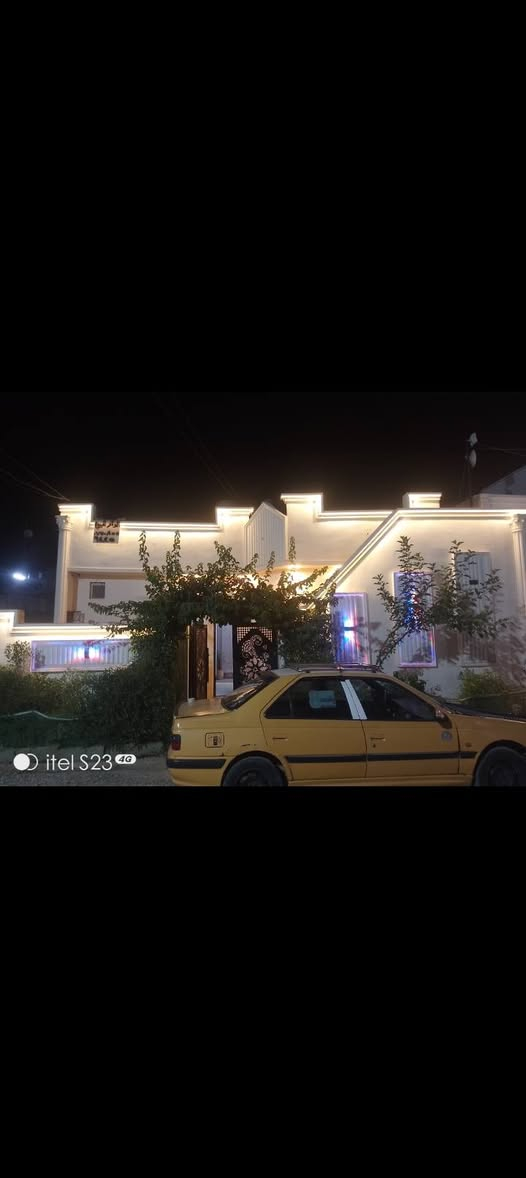 سلام عليكم
دار للبيع 110 متر 

فول مواصفات نقص ارضيه صب بس قرب مركز العداله 

زراعي الاتصال ***********
