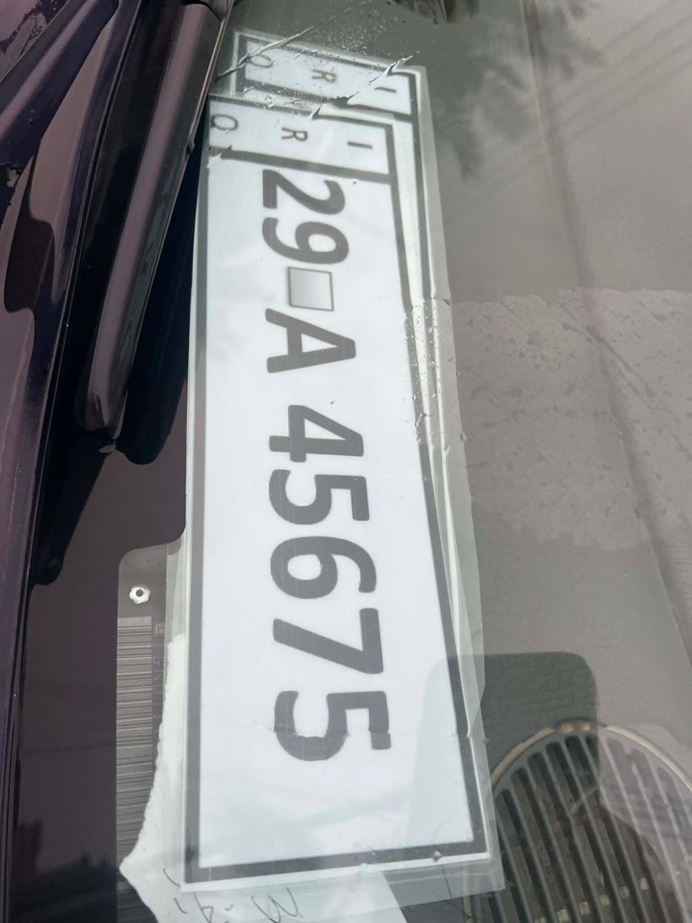 سلام عليكم 
سياره شوفر بلايزر 
كامله مرقمه رقمها Aواسط خصوصي 
السياره جاهزه من كلشي 
١-سنتر لوك بصمه سويج تقفيل وتفتيح كامل 
٢-الجام كله شغال حسب المطلوب 
يدات كاملات ايضاً 
٣-دواشمه ودواسات ايضاً جدد 
٤-لايت عالي والناصي ايضاً كامل مكمل 
٥ -اهم شي كير محرك ضمان أنطيك بيه بلادي بلادي سياره محركها 6v اوتماتيك 
٦- تايرات كلش نضيفات وزينات 
مكاني الأنبار / فلوجه / 50$بيع او مراوس للعلم السياره مرقمه وبيها مجال مستعجل على بيعتها وترهم مراوس ايضاً
***********