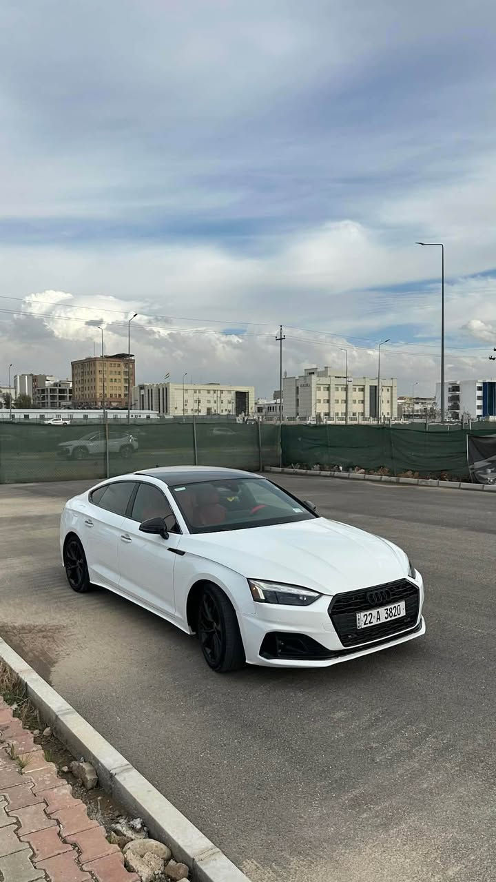 {AUDİ A5 SPORT 2023}
———————————————
(اودى a5 وارد امريكى حادث بس بونت و شوية pdr عل صندوق)
موديل : 2023
مكينة : 2.0 ليتر 4سلندر توربو بنزين 
ماشية : ١٧ الف مايل حقيقى 
سعر : 220$ ورقه و مجال 
                     —————————————-
سيارة فول فول واحد على واحد 
گير و مكينة و صدر كل شرط 
سيارة جاهزه بدون نقص 
رقم و سنوى جديد تحويل مباشر 
                   ——————————————
مكان سيارة / أربيل شارع ٦٠ 
رقم موبيل / ***********
                                            ***********
سعر سيارة / ٢٢٠ $ ورقه مجال بصيط 
~~~~~~~~~~~~~~~~~~~~~~~~~~~~~~~~~~~~~ أربيل, العراق
