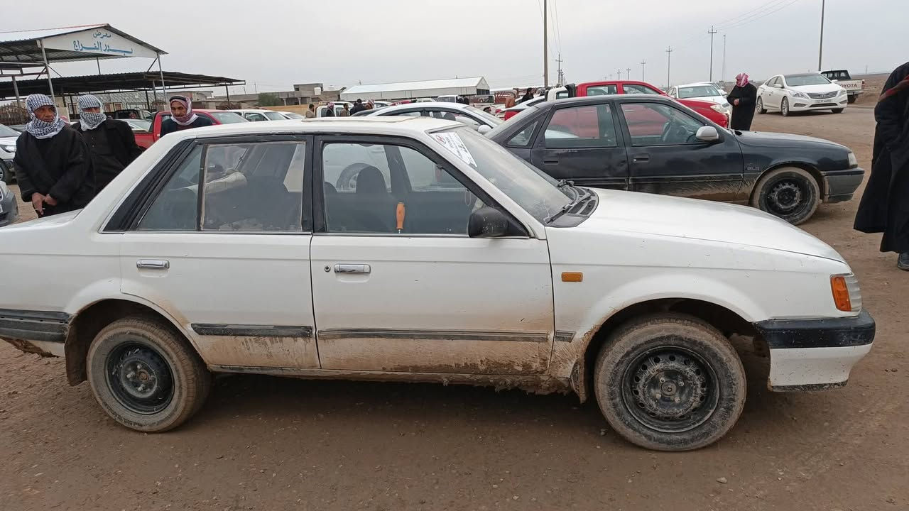 مازدا 323 للبيع موديل1990 بيها قاصرين ابيع فحم في فحم
الاتصال ***********
