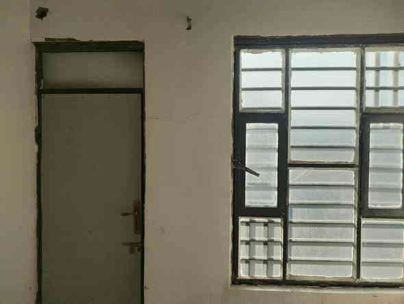 يا الله سلام عليكم بيت مساحه 100 سندويج   شوفت عينك بيت حلو مرتب بل كوت حي الحكيم  البيت قريب عل كورنيش مال حكيم او قريب عل قسم البلدي  البيت مرقم بس راعيه السعر  14 وبيه مجال         ***********
