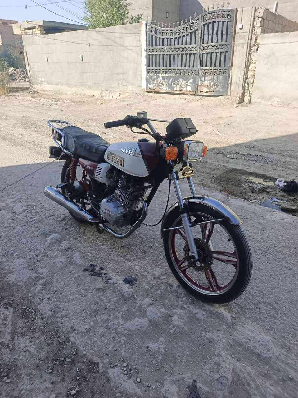 السلام عليكم دراجه كلك للبيع سيفان خمسه گير كامله كهربائيات شغاله السعر ٣٠٠وبيها مجال الديوانية السنيه ***********
