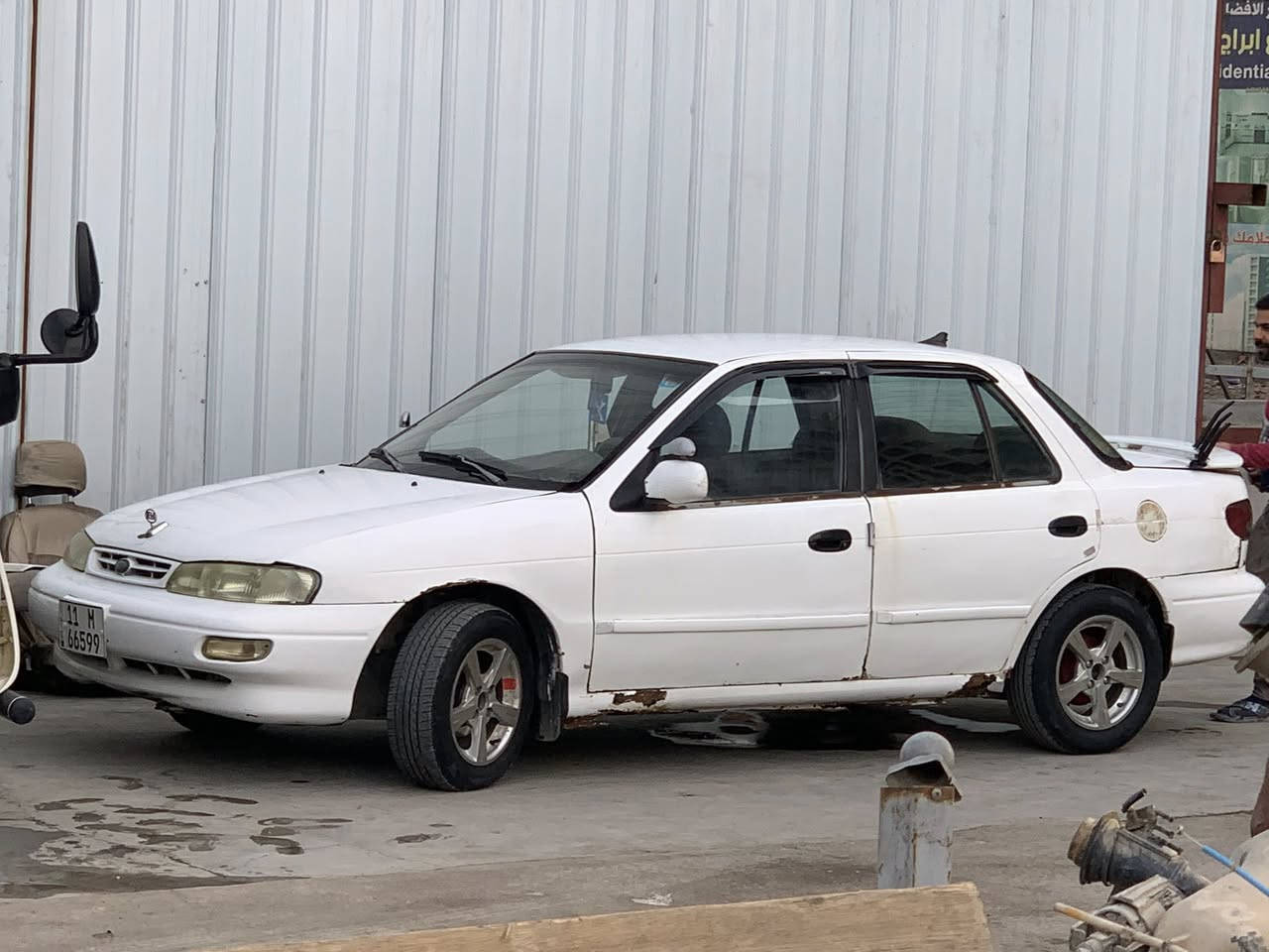 السلام عليكم سيفيا 95 كير اوتو سياره نضيفه كلها شغاله تبريد كير محرك رقم انكليزي بغداد بسمي السعر 38 الاتصال ***********
