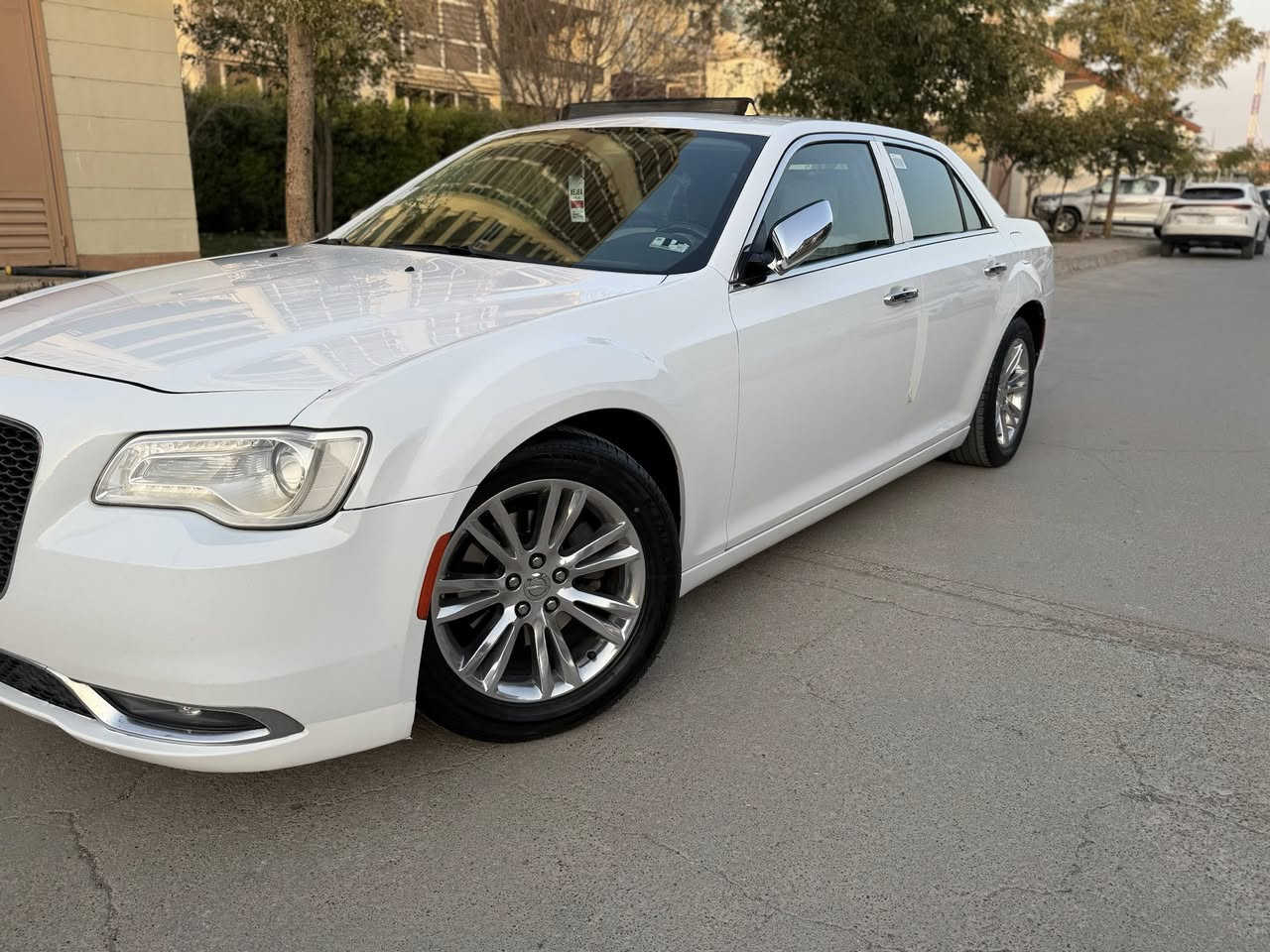 للبيع اوباما 2016 كلين شركة هارلم 
سعر (254$)
مواصفات1/1 C 
ماشيه 90 حقيقي 
فتحت سقف بانوراما 
مقاعد اماميه تبريد تدفئه 
مقاعد خلفيه تدفئه 
كشن خزن ميموري 
شاشه كبيره مع نضام كار بلي 
برده خلفيه كهربائي 
سستم صوت الباين 
لايت زينون 
ويل 18 مكسيكي بلادي 
سنويه جديد 
سياره كلين مكفوله كفالة عامه بدون صبغ بدون تعديل بارد بدون تبديل حتى دعاميات مكفوله 
 
مكاني كركوك ***********
